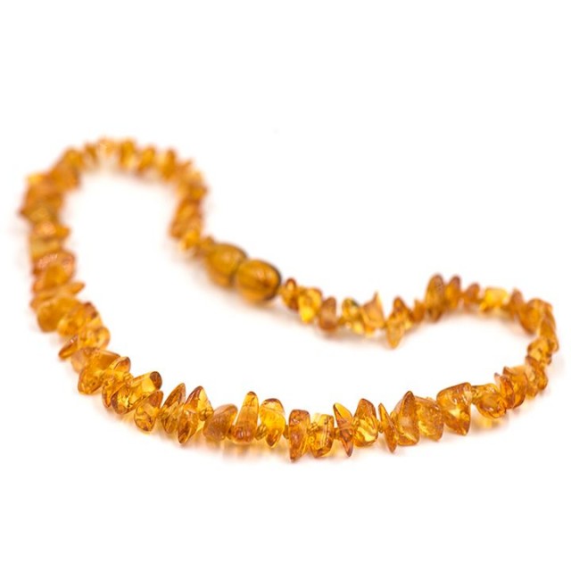 BABY OGRLICA OD ĆILIBARA